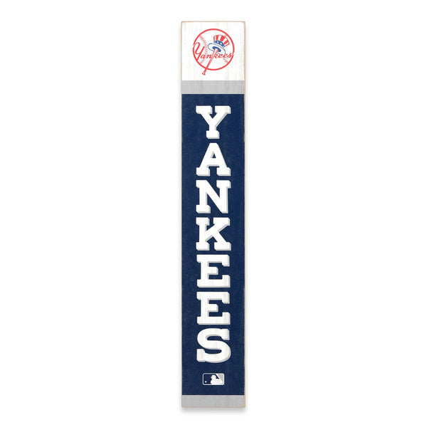 New York Yankees - MLB Team Spirit Vertical Wood Wall Decor