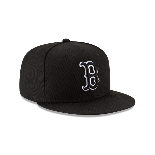 Boston Red Sox - 59Fifty Black Outline Hat, New Era